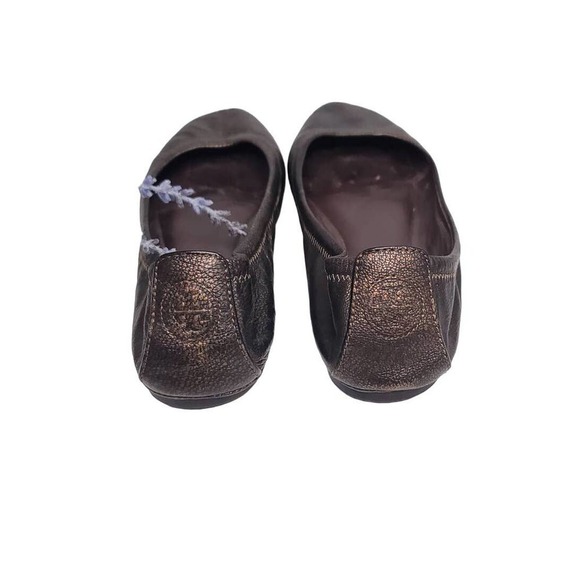 Tory Burch Eddie Ballet Flats Gray Patent Leather Elastic Round Toe Slip On 7M - Picture 3 of 5